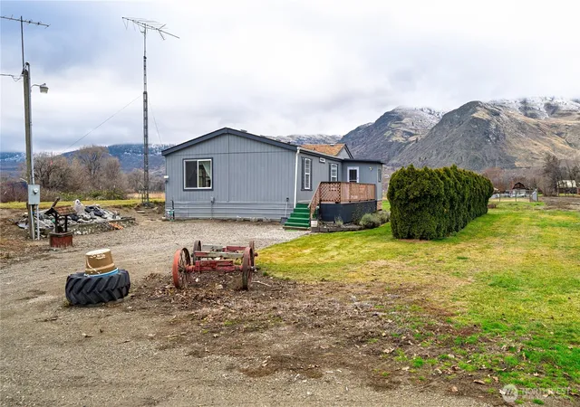Photo 2 of Manufactured home for sale at 12 Moonlight Dr, Oroville, WA 98844 | MLS# NWM2460657 | Listing updated on 2026-09-17