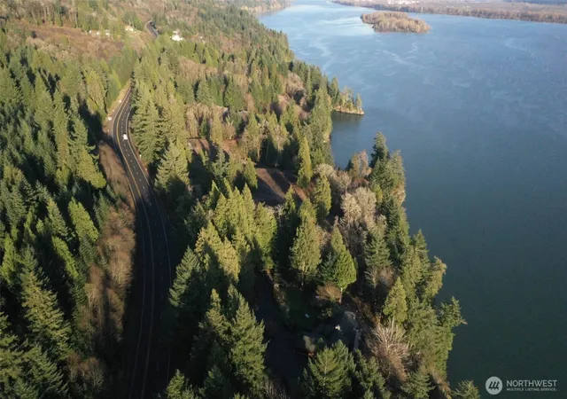 Photo 1 of Land for sale at 22 Edge Water Dr, Cathlamet, WA 98612 | MLS# NWM2460703 | Listing updated on 2026-09-17