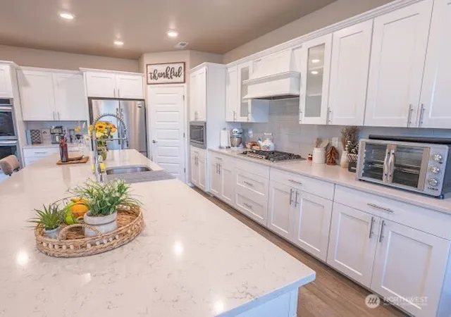 Photo 3 of Single family home for sale at 17622 Crossing Dr E, Puyallup, WA 98374 | MLS# NWM2460993 | Listing updated on 2026-10-19