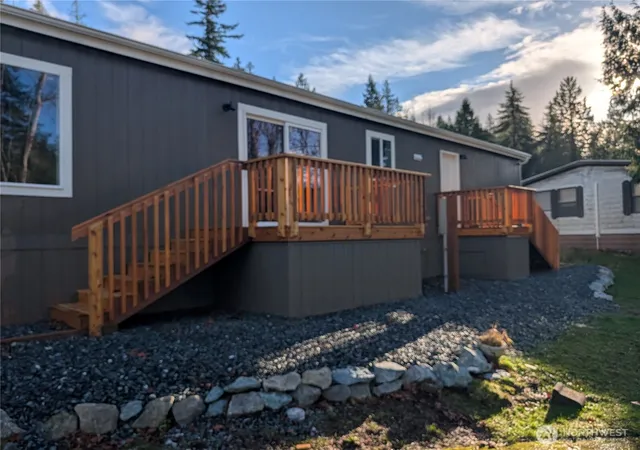 Photo 2 of Manufactured home for sale at 4000 Flynn St #33, Bellingham, WA 98229 | MLS# NWM2463005 | Listing updated on 2026-09-17