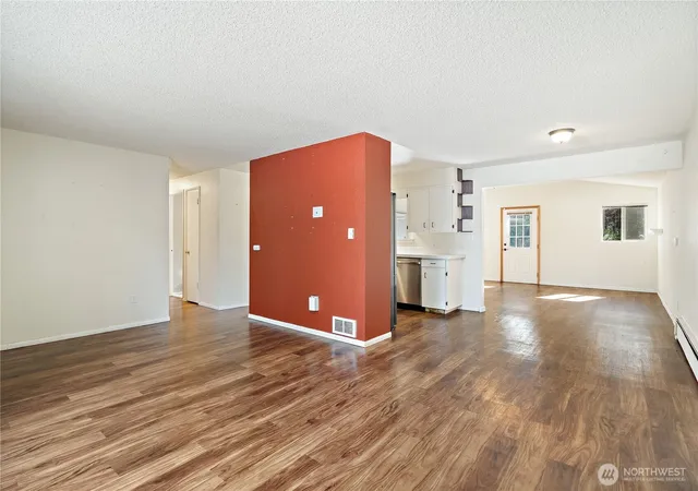 Photo 4 of Single family home for sale at 3615 Hunt St, Gig Harbor, WA 98335 | MLS# NWM2463156 | Listing updated on 2026-09-17