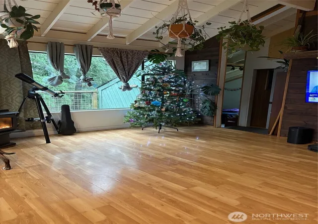 Photo 4 of Single family home for sale at 1193 Rosario Rd, Eastsound, WA 98245 | MLS# NWM2463199 | Listing updated on 2026-09-17