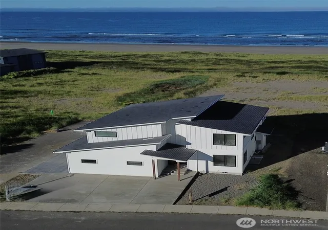 Photo 1 of Single family home for sale at 1409 S Cohasset Crst, Westport, WA 98595 | MLS# NWM2463399 | Listing updated on 2026-09-24
