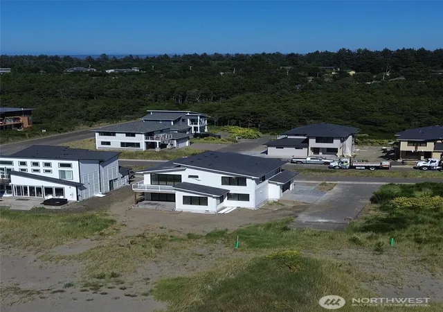 Photo 2 of Single family home for sale at 1409 S Cohasset Crst, Westport, WA 98595 | MLS# NWM2463399 | Listing updated on 2026-09-24