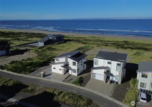 Photo 3 of Single family home for sale at 1409 S Cohasset Crst, Westport, WA 98595 | MLS# NWM2463399 | Listing updated on 2026-09-24