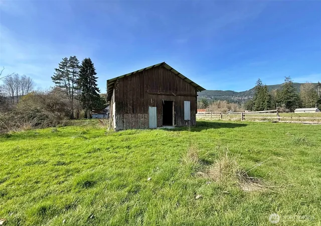 Photo 3 of Single family home for sale at 137 Glenoma Rd, Glenoma, WA 98336 | MLS# NWM2463722 | Listing updated on 2026-09-29