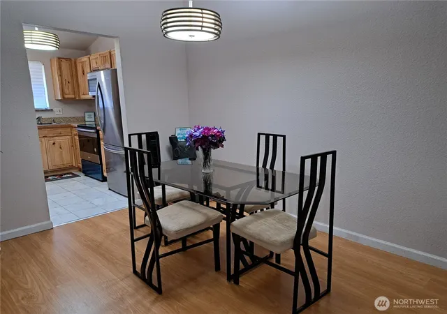 Photo 3 of Townhouse for sale at 3435 Se Auburn Way S #48, Auburn, WA 98092 | MLS# NWM2463743 | Listing updated on 2026-09-17