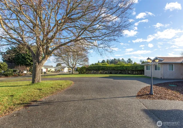 Photo 3 of Single family home for sale at 141 Bay View St, Sequim, WA 98382 | MLS# NWM2464110 | Listing updated on 2026-09-17