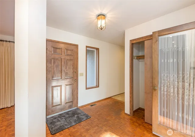 Photo 4 of Single family home for sale at 141 Bay View St, Sequim, WA 98382 | MLS# NWM2464110 | Listing updated on 2026-09-17