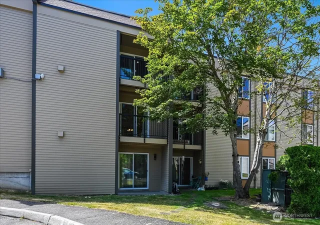 Photo 1 of Condo for sale at 14600 Ne 32nd Street #I-16, Bellevue, WA 98007 | MLS# NWM2464375 | Listing updated on 2026-09-17