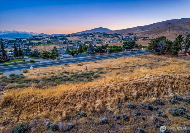 Photo 4 of Land for sale at 3979 Burch Mountain Rd, Wenatchee, WA 98801 | MLS# NWM2464575 | Listing updated on 2026-09-17