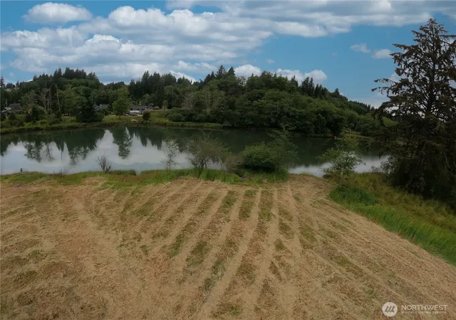Photo 1 of Land for sale at 1701 Harrison, Aberdeen, WA 98520 | MLS# NWM2464626 | Listing updated on 2026-09-17