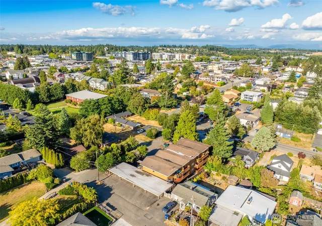 Photo 3 of Multi family home for sale at 1017 SW 154th Street, Burien, WA 98166 | MLS# NWM2464787 | Listing updated on 2026-09-17