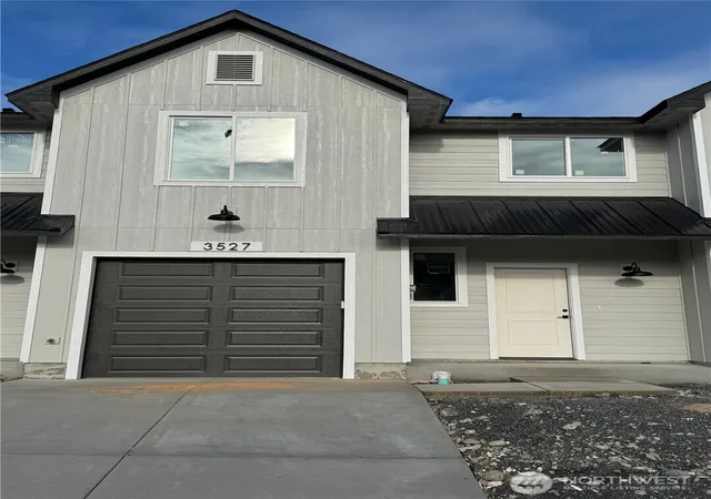 Photo 1 of Single family home for sale at 3527 W 6th Place, Kennewick, WA 99336 | MLS# NWM2464862 | Listing updated on 2026-09-17