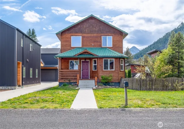 Photo 1 of Single family home for sale at 213 Park, Leavenworth, WA 98826 | MLS# NWM2464935 | Listing updated on 2026-09-17