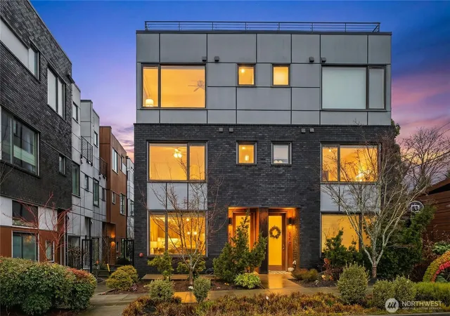 Townhouse for sale at 4272 SW Bradford St, Seattle, WA 98116 | MLS# NWM2465110