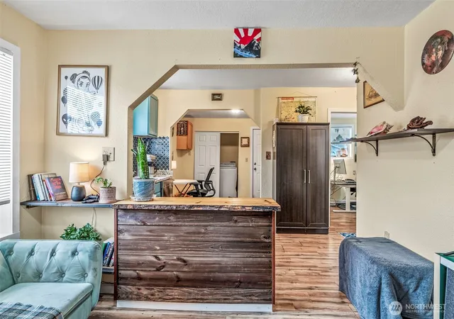 Photo 3 of Single family home for sale at 268 25th Avenue, Longview, WA 98632 | MLS# NWM2465146 | Listing updated on 2026-09-17