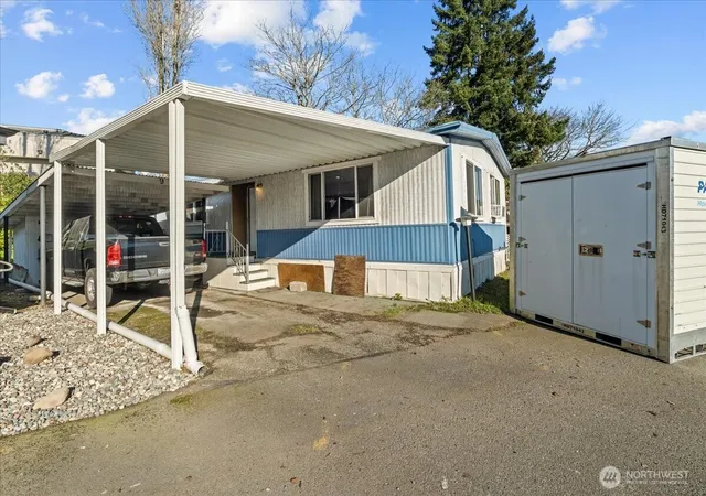 Photo 2 of Manufactured home for sale at 14322 Admiralty Way #9, Lynnwood, WA 98087 | MLS# NWM2465272 | Listing updated on 2026-09-17