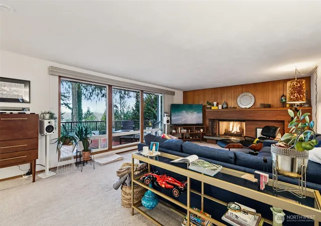 Photo 2 of Single family home for sale at 1209 S 10th Street, Mount Vernon, WA 98274 | MLS# NWM2465356 | Listing updated on 2026-09-17