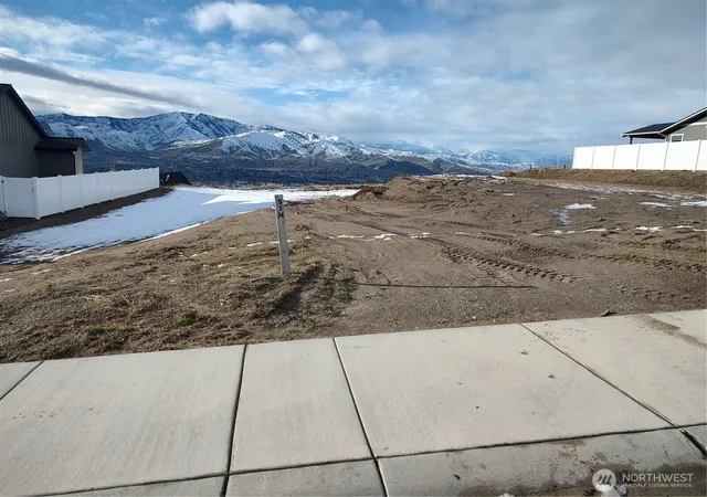 Photo 1 of Land for sale at 710 Ne Tyler Pl, East Wenatchee, WA 98802 | MLS# NWM2465474 | Listing updated on 2026-09-26
