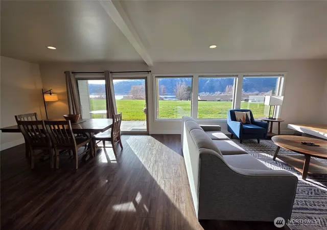 Photo 4 of House for sale at 1 Lodge 620 O, Manson, WA 98831 | MLS# NWM2465511 | Listing updated on 2026-09-17