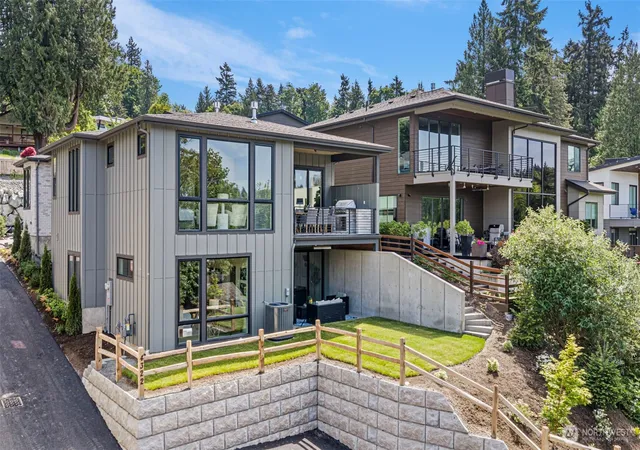 Photo 3 of Single family home for sale at 4322 102nd Court Ne, Kirkland, WA 98033 | MLS# NWM2466131 | Listing updated on 2026-09-17