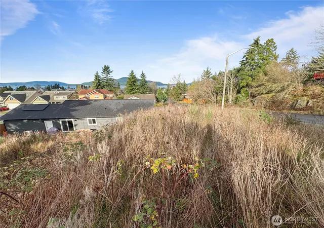 Photo 4 of Land for sale at 1810 Kansas Ave, Anacortes, WA 98221 | MLS# NWM2466489 | Listing updated on 2026-09-17