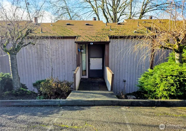 Photo 2 of Townhouse for sale at 12421 74th Lane #18, Seattle, WA 98178 | MLS# NWM2466541 | Listing updated on 2026-09-17