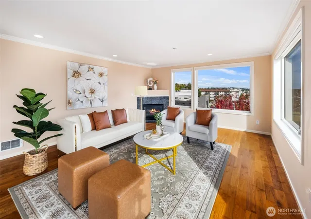 Photo 4 of Condo for sale at 559 Mcgraw St #402, Seattle, WA 98109 | MLS# NWM2466546 | Listing updated on 2026-09-17