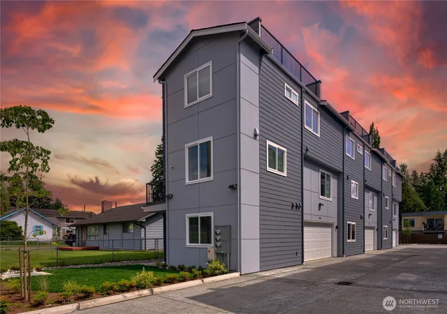 Photo 1 of Townhouse for sale at 4716 72nd Street Ne St #105, Marysville, WA 98270 | MLS# NWM2466612 | Listing updated on 2026-09-17
