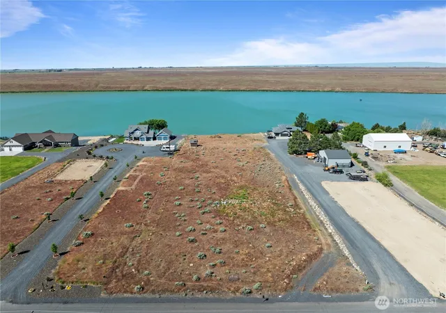 Photo 1 of Land for sale at 7416 Stonecrest Rd Ne, Moses Lake, WA 98837 | MLS# NWM2466791 | Listing updated on 2026-09-17