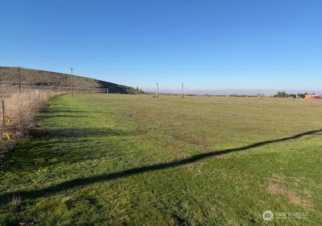 Photo 4 of Land for sale at 0 Prunedale Rd, Milton Freewater, OR 97862 | MLS# NWM2466933 | Listing updated on 2026-09-17