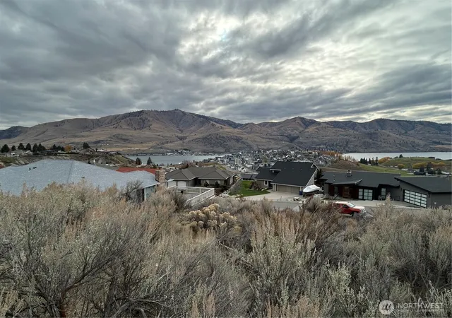 Photo 4 of Land for sale at 139 Bogey Blvd, Chelan, WA 98816 | MLS# NWM2467043 | Listing updated on 2026-09-17