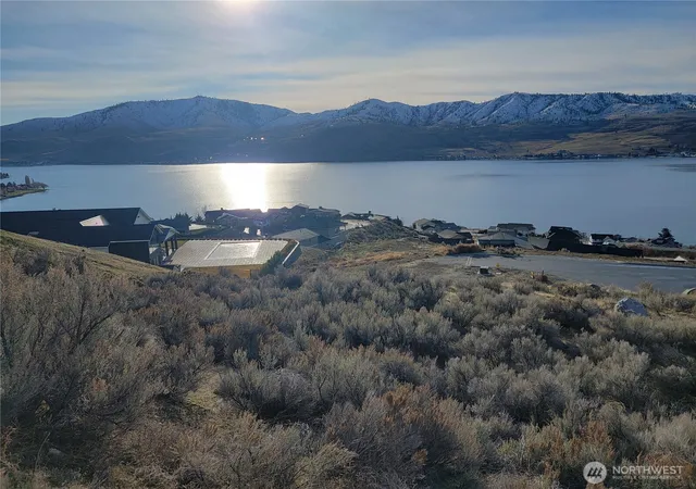 Photo 2 of Land for sale at 172 Easton Way, Chelan, WA 98816 | MLS# NWM2467050 | Listing updated on 2026-09-17