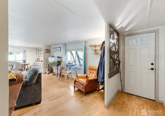 Photo 3 of Manufactured home for sale at 215 North Ave, Kelso, WA 98626 | MLS# NWM2467266 | Listing updated on 2026-09-17