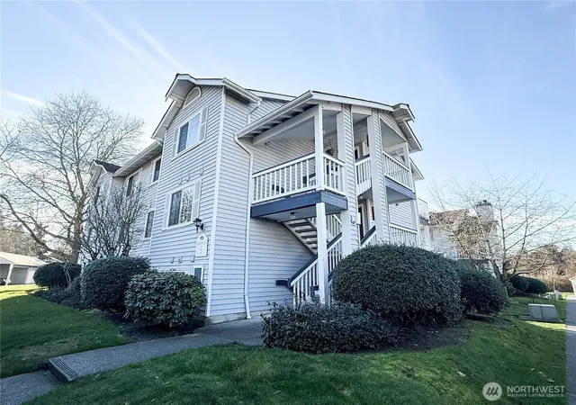 Photo 2 of Condo for sale at 7453 Newcastle Golf Clb Rd #K201, Newcastle, WA 98059 | MLS# NWM2467589 | Listing updated on 2026-09-17