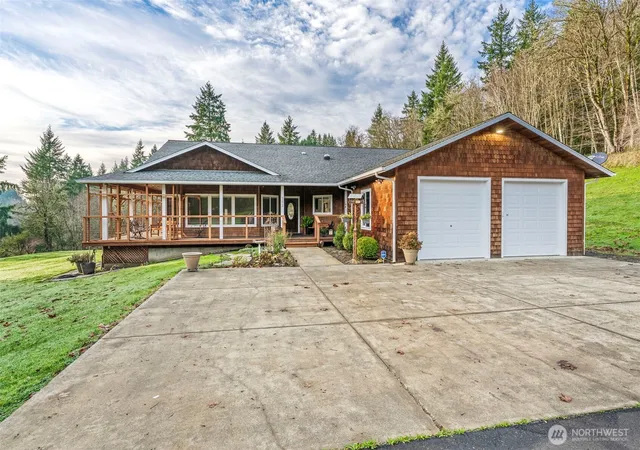 Photo 2 of Single family home for sale at 303 Shadow Mt Rd, Silverlake, WA 98645 | MLS# NWM2467669 | Listing updated on 2026-09-17