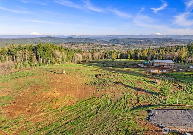 Photo 3 of Land for sale at 208 Suncrest Dr, Castle Rock, WA 98611 | MLS# NWM2467982 | Listing updated on 2026-09-17