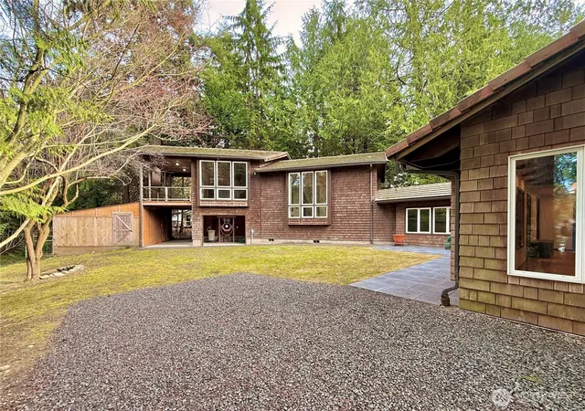 Photo 2 of Single family home for sale at 6132 Ne Carlin Ct, Kingston, WA 98346 | MLS# NWM2468177 | Listing updated on 2026-09-17