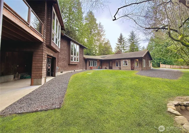 Photo 3 of Single family home for sale at 6132 NE Carlin Ct, Kingston, WA 98346 | MLS# NWM2468177 | Listing updated on 2026-09-17