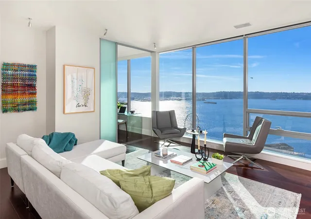 Photo 3 of Condo for sale at 1521 2nd Avenue #2004, Seattle, WA 98101 | MLS# NWM2468351 | Listing updated on 2026-09-17