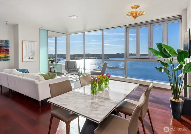 Photo 4 of Condo for sale at 1521 2nd Avenue #2004, Seattle, WA 98101 | MLS# NWM2468351 | Listing updated on 2026-09-17