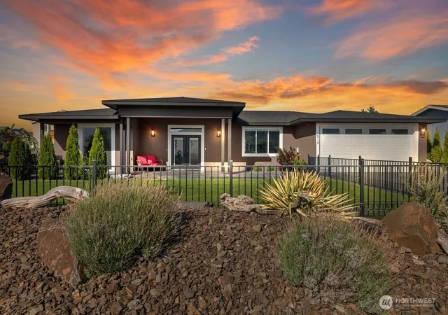 Single family home for sale at 419 Edgewater Way SW, Mattawa, WA 99349 | MLS# NWM2468441