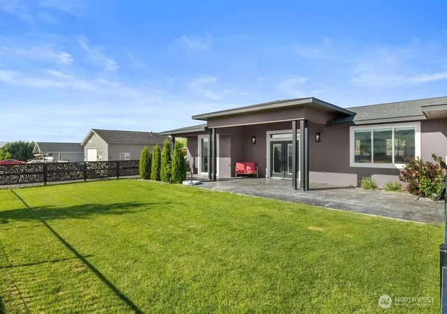 Photo 4 of Single family home for sale at 419 Edgewater Way SW, Mattawa, WA 99349 | MLS# NWM2468441 | Listing updated on 2026-09-17