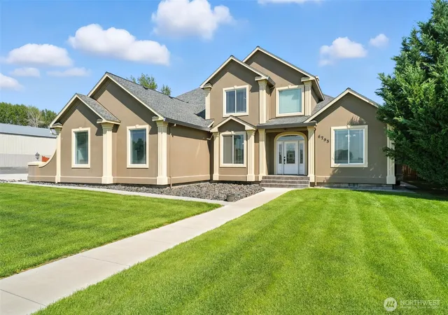 Photo 2 of Single family home for sale at 6795 Ne D8 Rd, Moses Lake, WA 98837 | MLS# NWM2468668 | Listing updated on 2026-09-17