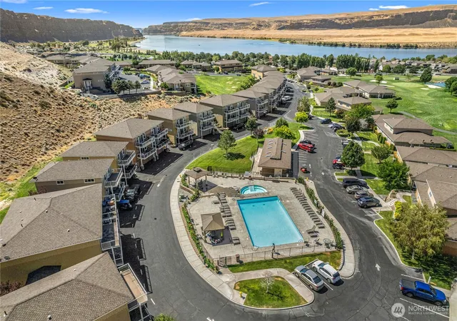 Photo 3 of Single family home for sale at 9270 Canyon Dr NW #C16, Quincy, WA 98848 | MLS# NWM2469081 | Listing updated on 2026-09-26