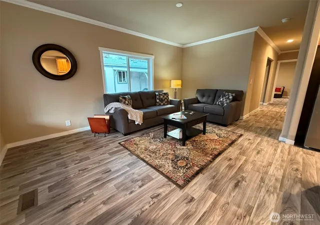 Photo 4 of Manufactured home for sale at 2010 Broadway Ave #20, Hoquiam, WA 98550 | MLS# NWM2469296 | Listing updated on 2026-09-17