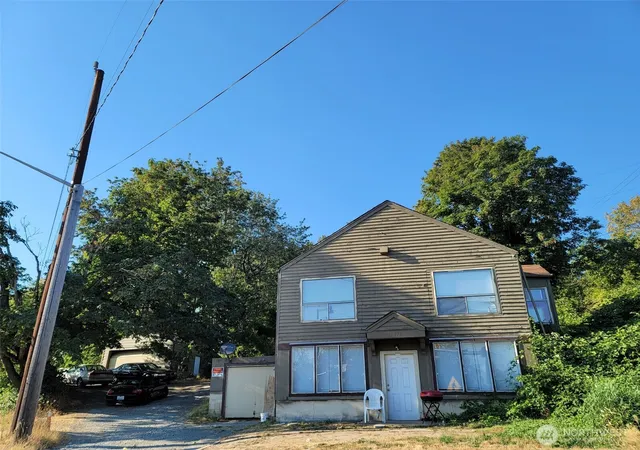 Photo 1 of Single family home for sale at 13076 Renton Ave S, Seattle, WA 98178 | MLS# NWM2469399 | Listing updated on 2026-09-17
