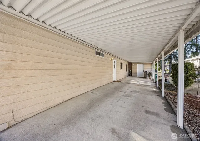 Photo 3 of Manufactured home for sale at 201 Union Ave Se #35, Renton, WA 98059 | MLS# NWM2469969 | Listing updated on 2026-09-17