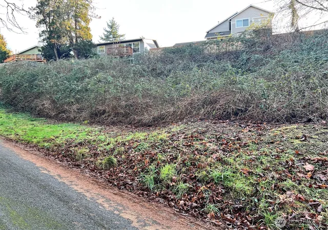 Photo 1 of Land for sale at 73 Xx Glenridge Way Sw, Seattle, WA 98136 | MLS# NWM2470331 | Listing updated on 2026-09-17